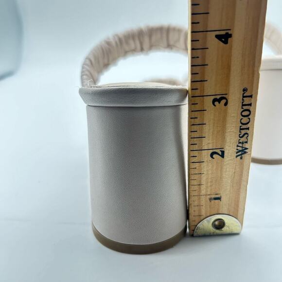 Journee Collection Sandals Womens 8.5 Off‎ White Vidda Leather MSRP $149 NEW - Picture 7 of 14